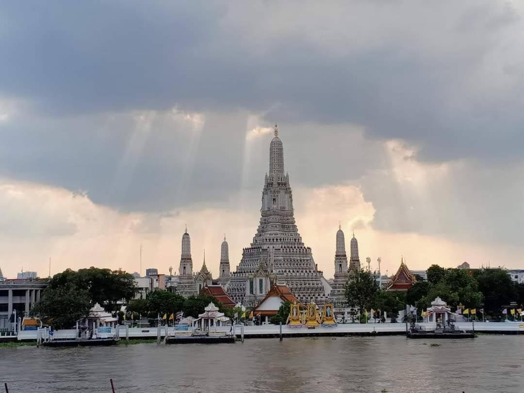 Arun Residence Bangkok Esterno foto