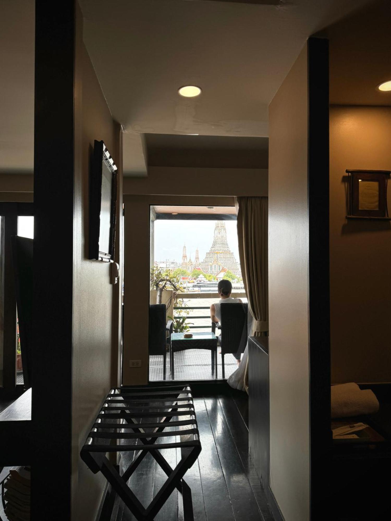 Arun Residence Bangkok Esterno foto